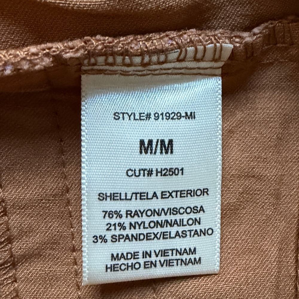 HAVE Los Angeles Camel Slim Ankle Pants - Picture 6 of 6